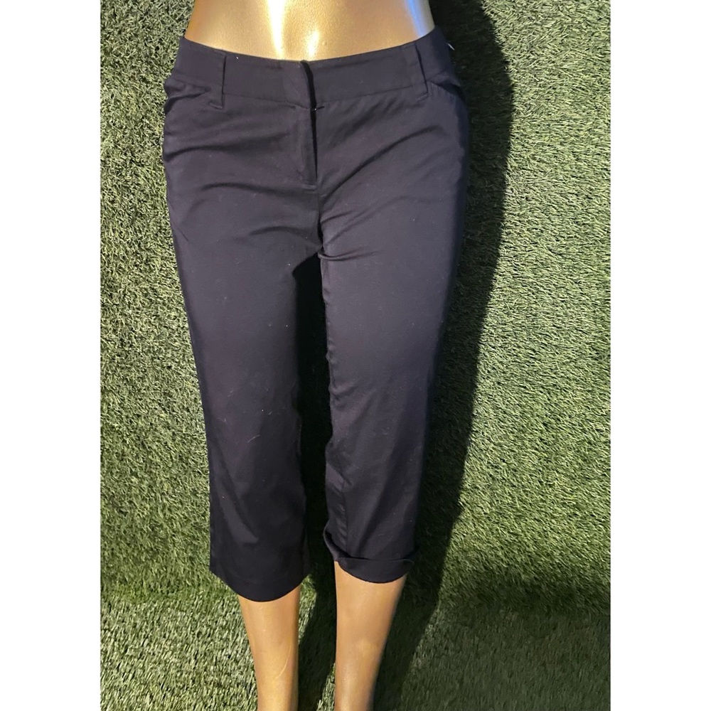 Classic capri black pants